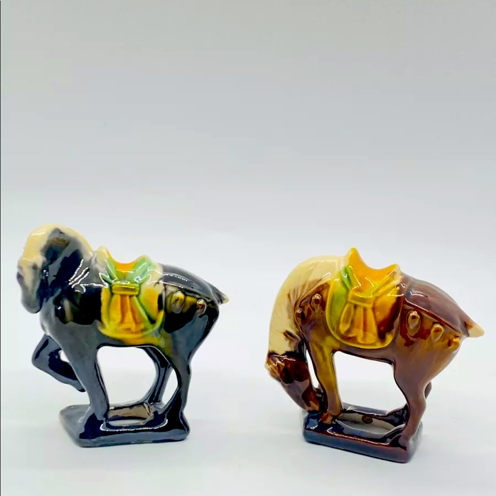Vintage Chinese Tang Dynasty Ceramic War Horse 2 Color Drip Glaze Figurines 3”